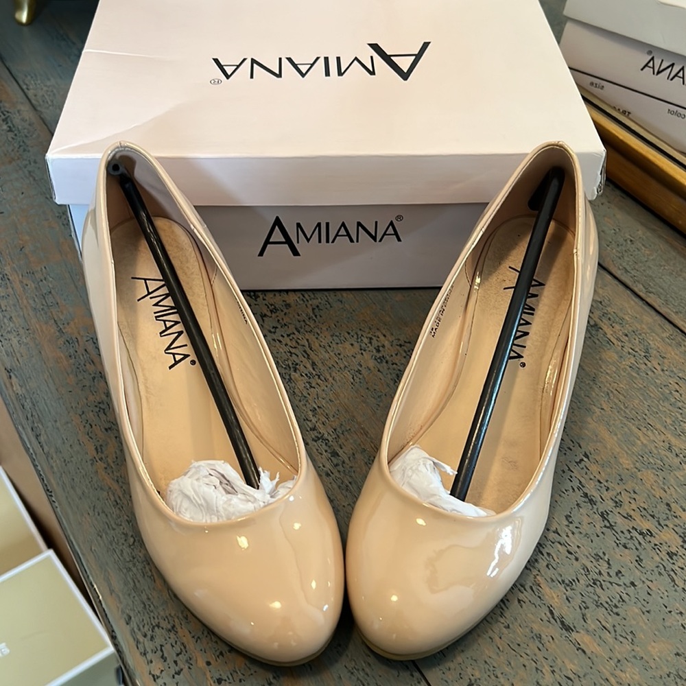 Amiana Dress Shoes - Picture 4 of 7
